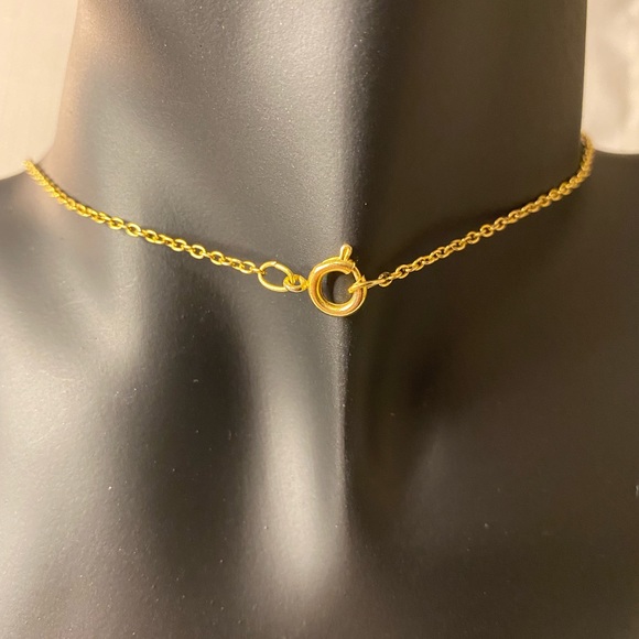 Vintage 3 Roses Gold Tone Necklace - Picture 3 of 3